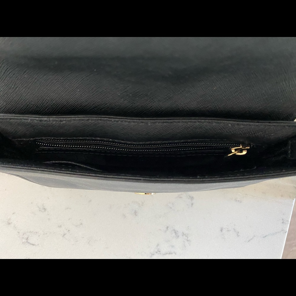 Black Michael Kors crossbody